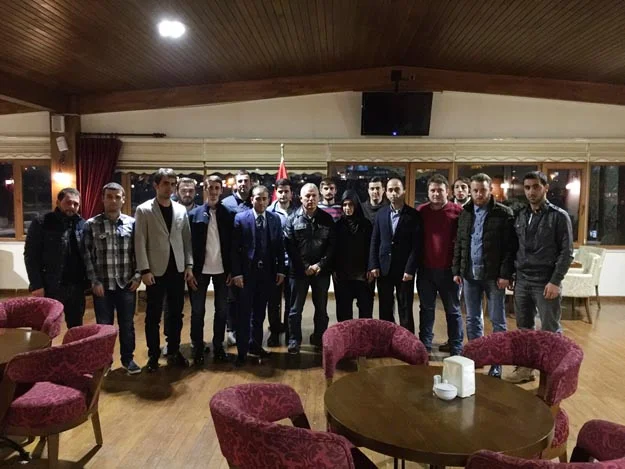 Beykoz Trabzon gençliği toplandı 2 trabzon genc tp JH Y8XXG7A