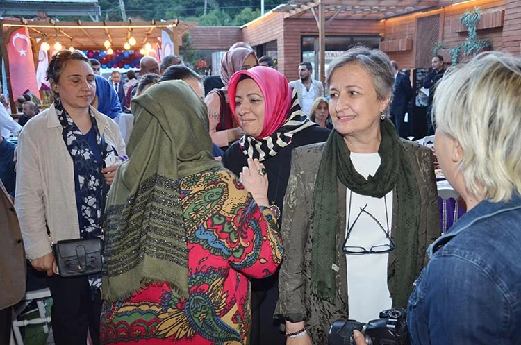 Beykoz ve Çavuşbaşı Trabzonlular Derneği’nin birlikte organize ettikleri iftar yemeği