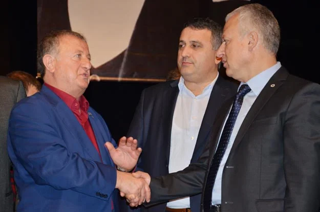 Beykoz Trabzonlular Derneği ilk kongresini yaptı. Kısmı değişikliklerin yapıldığı yeni