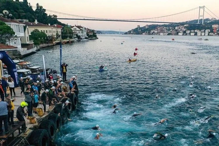 Dünyanın kıtalararası tek triatlon yarışması Oral-B Challenge İstanbul son defa