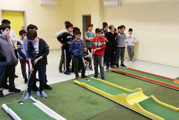 TÜGVA Beykoz temsilciliği lise ve Ortaokul öğrencilerini golf ile buluşturdu.