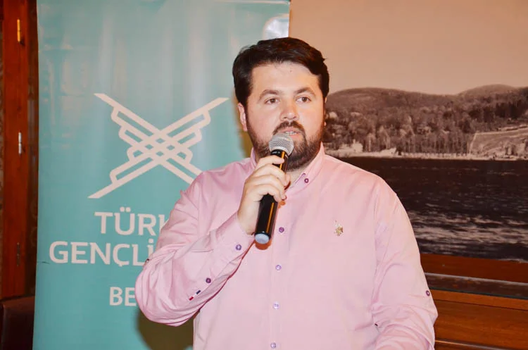 Türkiye Gençlik Vakfı (TÜGVA) Genel Başkanı Enes Eminoğlu, Beykoz'da düzenlenen