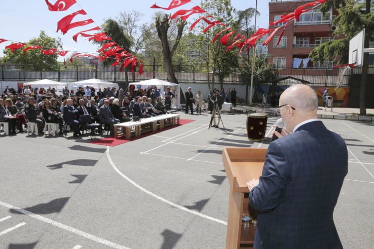 Turizm Haftası kutlamaları kapsamında Anadoluhisarı Şehit Murat Akdemir Mesleki ve