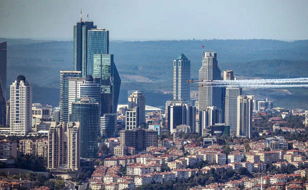 Türk Yıldızları, Beykoz semalarında parladı 6 turkyildizlaribeykozsemalarind eJjYC2b2Zr