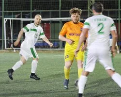 Beykoz’dan yetişen ve değişik futbol takımlarının yanı sıra, profesyonel liglerde