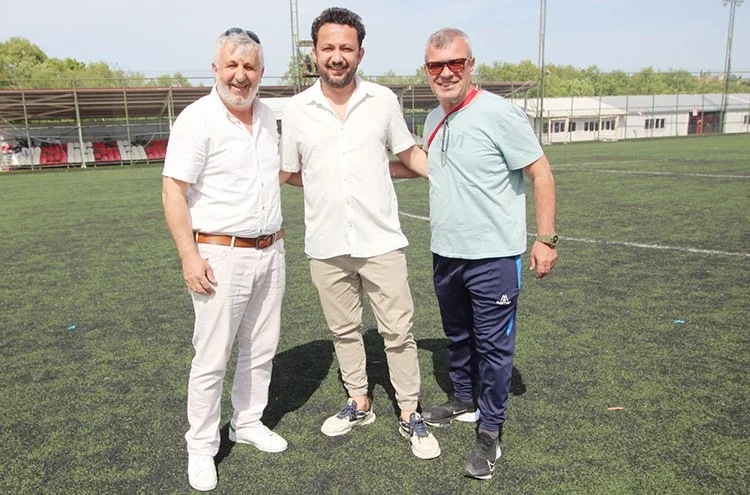 İstanbul Amatör Ligleri U17 Yaş A Kategorisi 17. Grubunda ilk