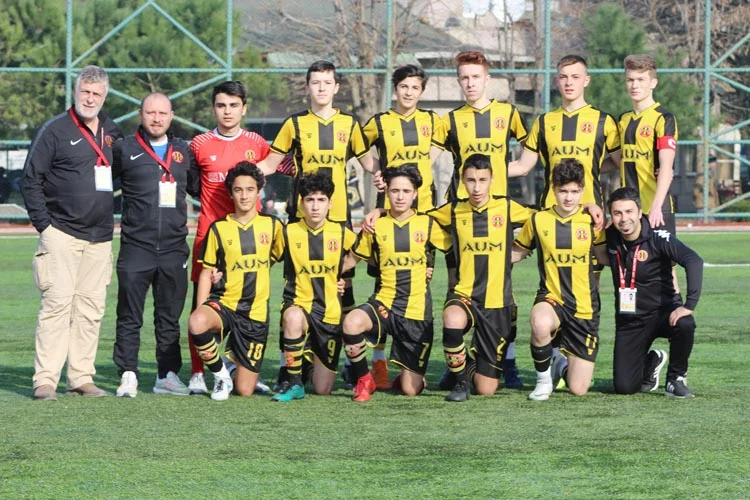 Beykoz 1908 A.Ş U19, evinde konuk ettiği Acıbadem Üsküdar'ı tek