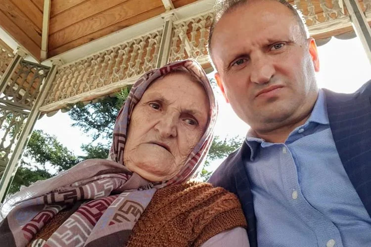 Anne Ustabaşı son yolculuğuna uğurlandı 1 u vjH1ptPBeS