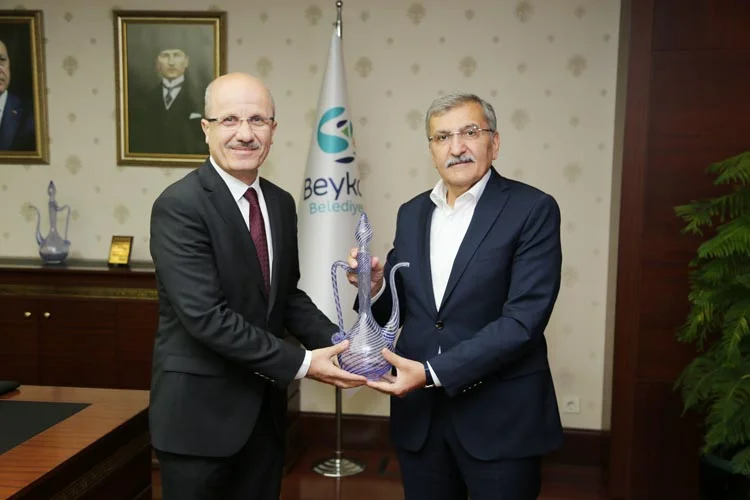 Beykoz Belediye Başkanı akademisyenleri ağırladı 3 universite ziyaret 2 P9SzMG0QNz