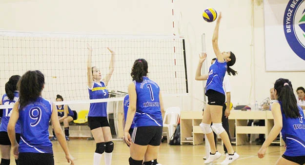 Küçük kızlar Beykoz’da yarışıyor 2