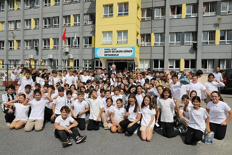 Beykoz'da sınıf başkanlığı seçimlerinde arkadaşlarına alışılmışın dışında bir vaat vererek