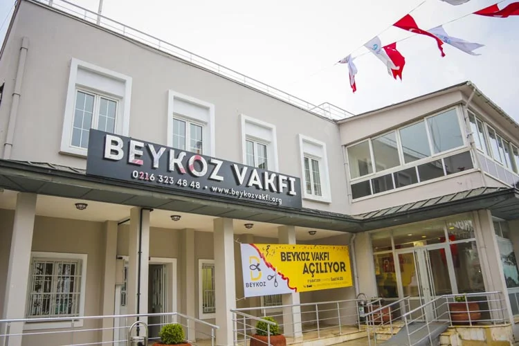 Beykoz’un kültür-sanat ve sosyal hayatının merkezlerinden Beykoz Vakfı yenilenen çehresi