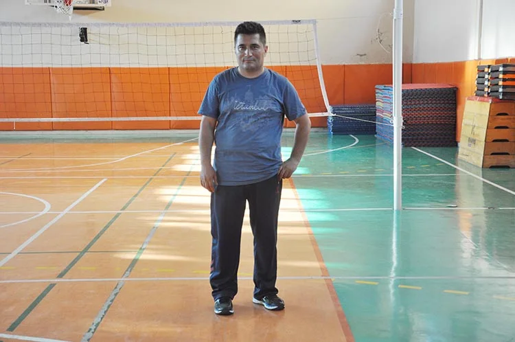 Atatürk Ortaokulu’nun spor salonunda hizmet veren  Beykoz Voleybol Spor