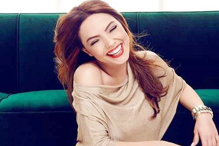 Beykoz'daki yalısının tadilatı sonrası mahkemelik olan ve 6 aydan 3