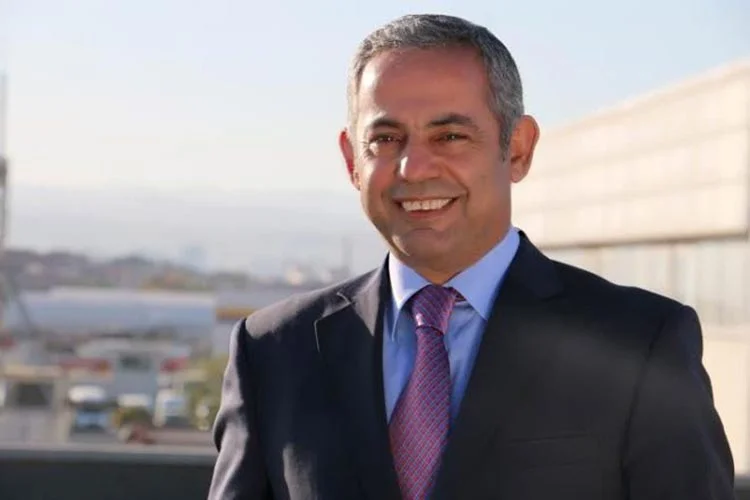 Erdal İnönü’nün eşi Sevinç İnönü’ye ait Beykoz Anadoluhisarı’ndaki Komodor Remzi