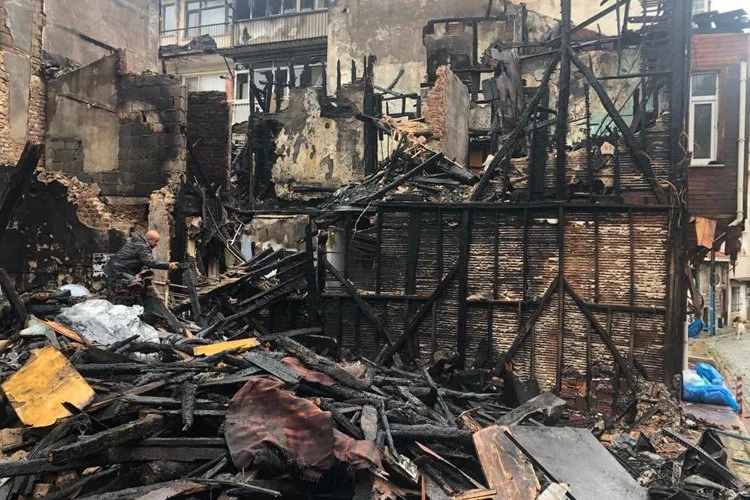 İBB Beykoz'daki yangının takipçisi olacak 2 yandb4 ec QNE876h