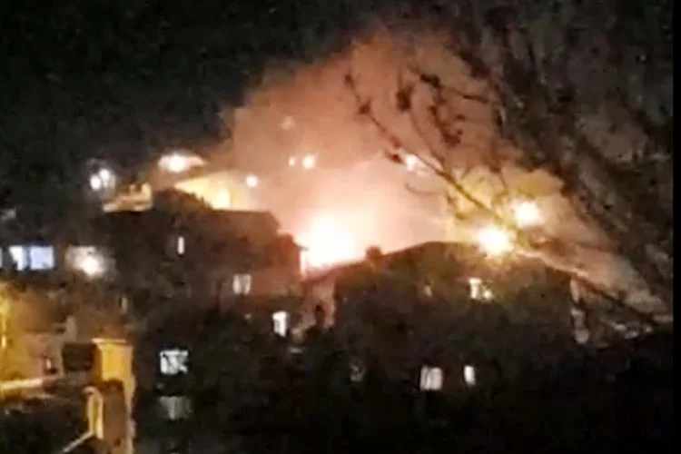 Beykoz Çubuklu Mahallesi’nde gece yarısı çıkan yangın bölgede korkulu anların