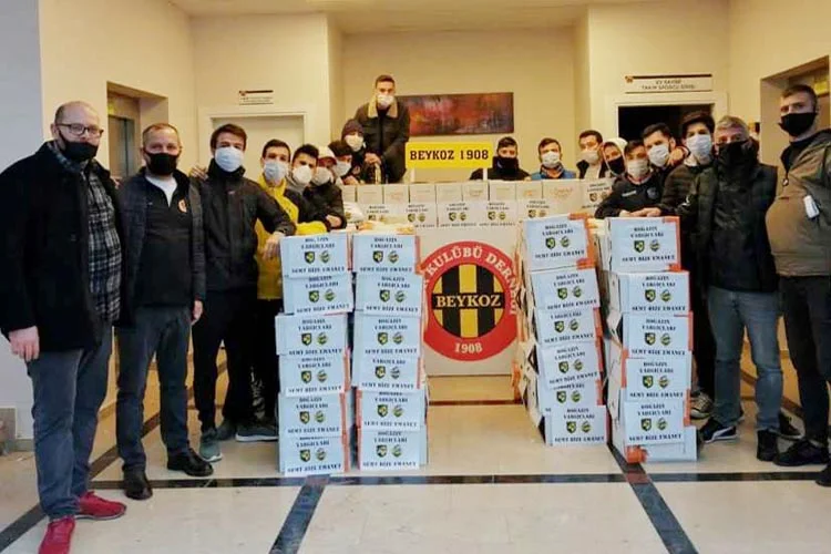 Beykoz'un taraftar grubu olan Boğazın Yargıçları, Korovirüs salgını nedeniyle evinden