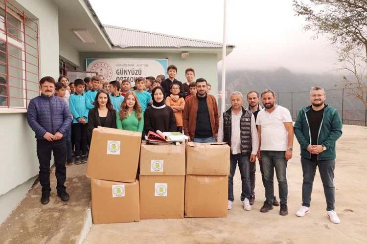 Beykoz’dan Gümüşhane’ye kırtasiye yardımı 1 yardim beyk dr1z7fa fH