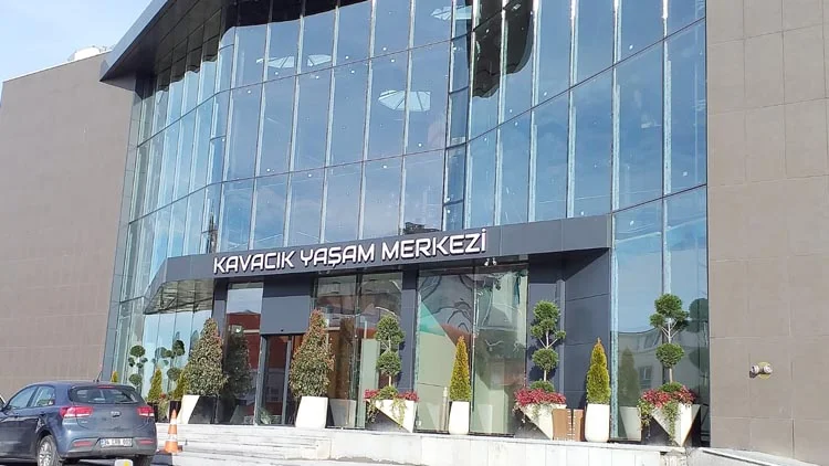 Uzun süre mahkeme süreci beklendikten sonra Belediye Başkanı Murat Aydın'ın