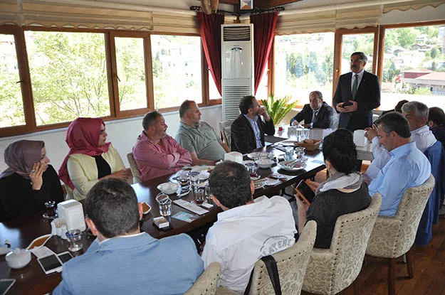 yayman secili db 12 p8HnZh5kFF