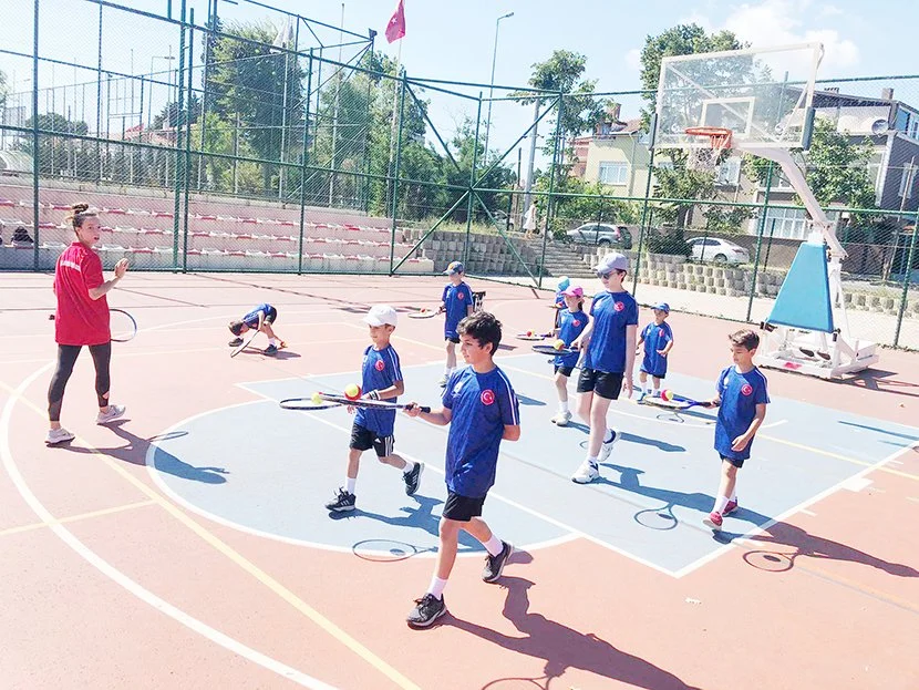 Beykoz Belediyesi’nin ilçedeki çocuklara spor ve enerji dolu bir yaz