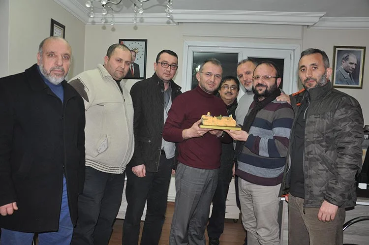 Yemen’de yaşanan insanlık dramına kayıtsız kalmayıp, Türkiye’yi harekete geçiren İHH’nın