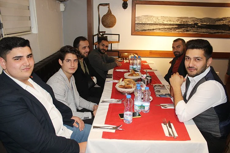 Yeniden Refah Partisi Beykoz İlçe Yönetimi tamam 3 yeniden refah beyk kIkp4V RTD