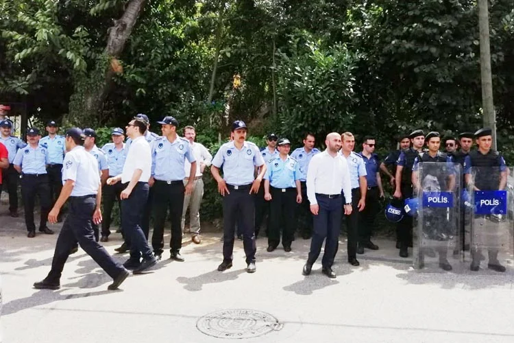 Beykoz Elmalı Mahallesi'nde kaçak yapı yıkımı 1