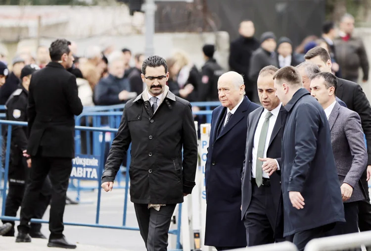 Beykoz Konakları'nda ikamet eden eski başbakanlardan Mesut Yılmaz'ın oğlu Mehmet