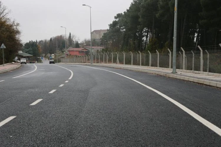 Beykoz Belediyesi ilçedeki ulaşım yatırımları kapsamında Hz. Yuşa Yolu’nu genişletti.