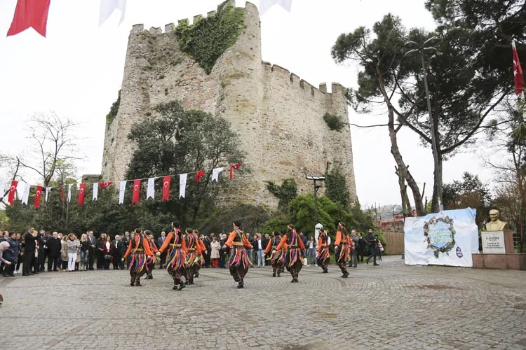 Anadoluhisarı’nın tanıtımı için hayata geçirilen  “QR Kodlu Mobil Turizm