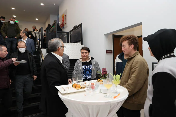 yoregiresundb1 rmcQsbYu2D