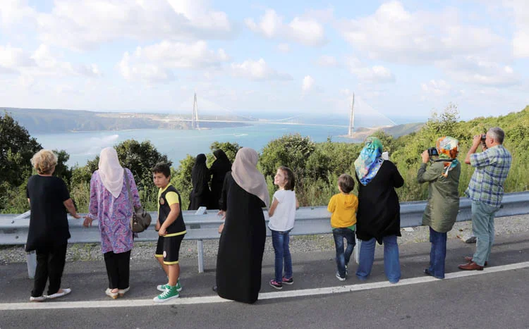 Cumhurbaşkanı Recep Tayyip Erdoğan’ın katılımıyla açılan Yavuz Sultan Selim Köprüsü,