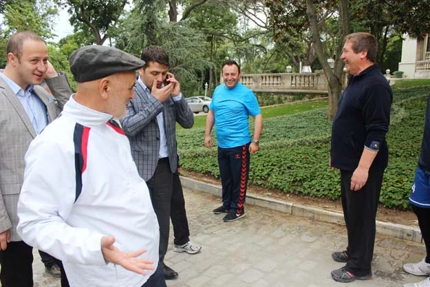 Yalnızca Dost Beykoz'un takip ettiği Yürüyüş Aşısı'na katılanlar, 11. Cumhurbaşkanı