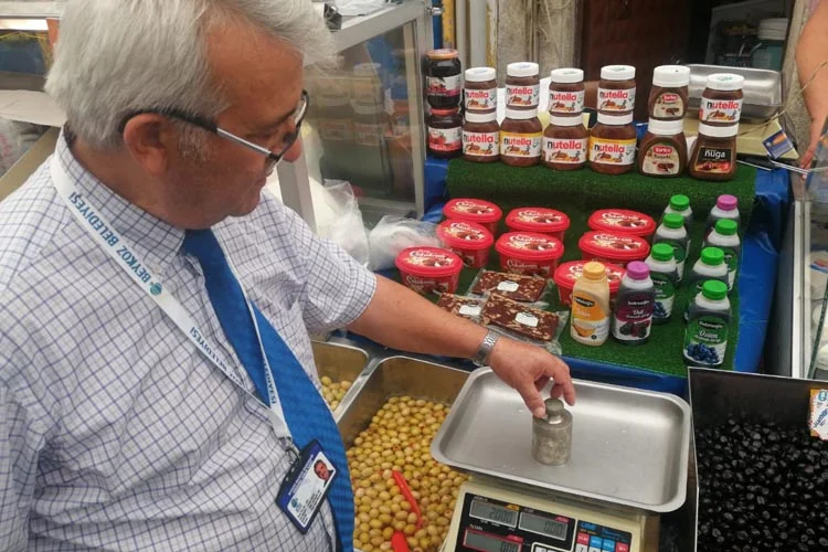 Beykoz Belediyesi Zabıta Müdürlüğü ekipleri, vatandaşlar ve esnafın daha rahat