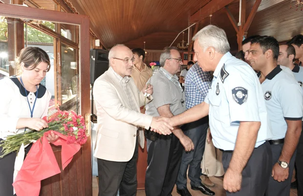 Zabıta Teşkilatı’nın 188. yıldönümü dolayısıyla Beykoz Belediye Başkanı Yücel Çelikbilek,