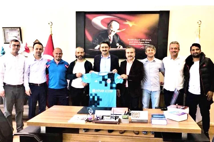 Liselerarası Futbol Şampiyonluğu ile Beykoz İlçemize büyük bir mutluluk yaşatan