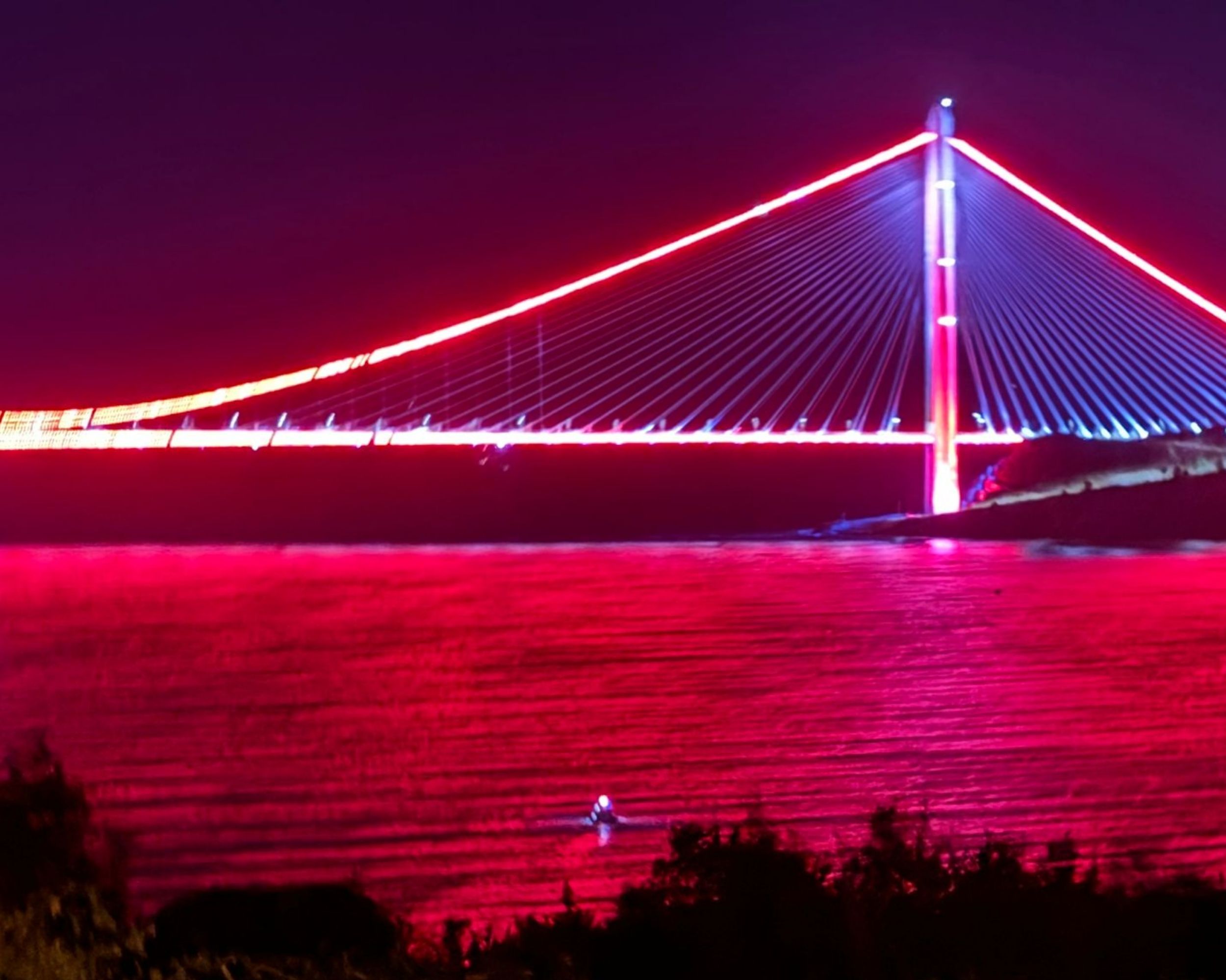 Beykoz Anadolu Kavağı açıklarında 4 kişinin bulunduğu teknedeki 3 kişi