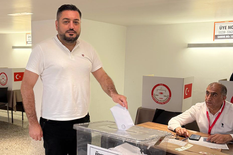 Beykoz Belediye Başkan Vekili Özlem Vural Gürzel’in şikayetiyle gözaltına alınan