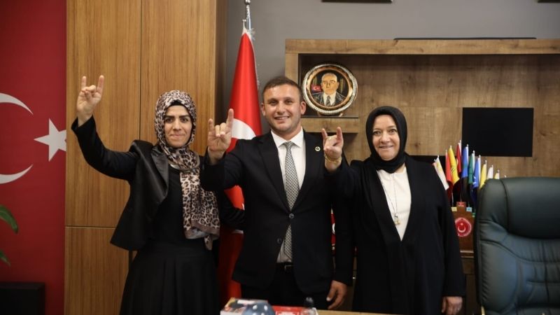 Bir süredir MHP Beykoz İlçe Kadın Kolları Başkanlığı’nı yürüten Tülay