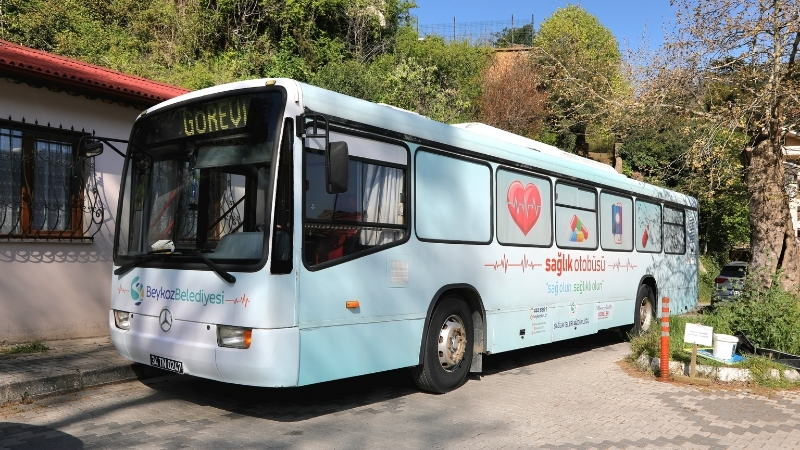 Beykoz Belediyesi’nin sağlık hizmetlerine erişimi kolaylaştıran Gezici Sağlık Otobüsü 12-13-14-15