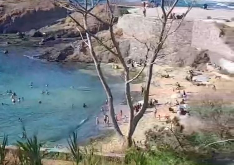 Beykoz Kaymakamlığı’nın 5 günlük denize girme yasağına uymayan vatandaşlar Riva’ya