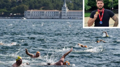 Boğaziçi Kıtalararası Yüzme Yarışı'na katılan Rus yüzücü Nikolai Svechnikov, Beykoz