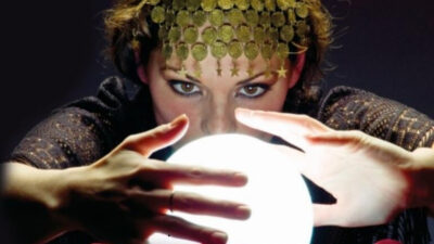 Beykoz’da yaşayan 66 yaşındaki Ahmet T., sahte medyumculara ailesine yapılan