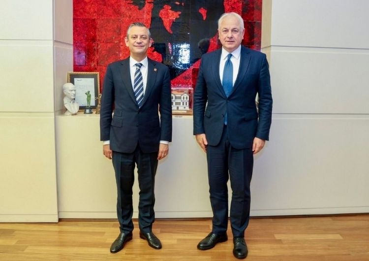 CHP Genel Başkanı Özgür Özel, Silivri Cezaevi'nden 187 günün ardından