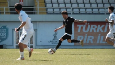 TFF 2. Lig Beyaz Grup 2. hafta maçında Beykoz Anadolu,