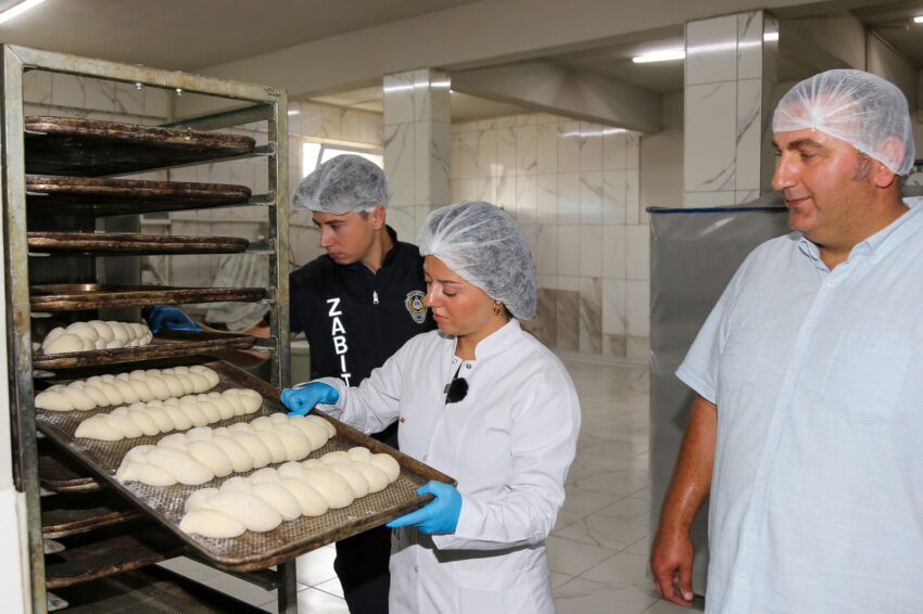 Beykoz Belediyesi Alibahadır’da güvenli gıda denetimi yaptı 3 beykoz belediyesi alibahadirda guvenli gida denetimi yapti 2 e1759152916606