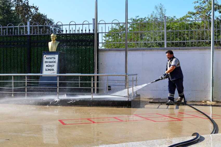 beykoz belediyesinden okullara bakim onarim destegi 10 e1757352746985