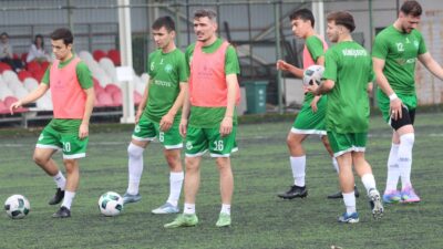 İstanbul 1. Amatör Liginin Beykoz İlçe temsilcilerinden olan Gümüşsuyuspor'da antrenmanlar